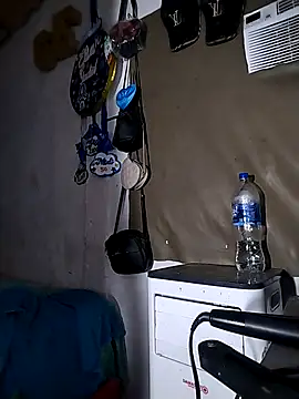 The-quee22 online show from 12-13-25, 08:48