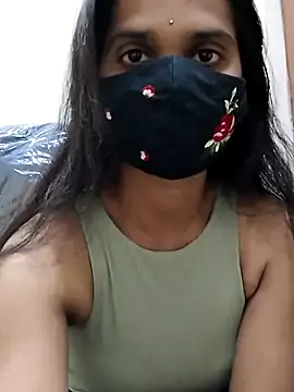 Snapshot of Triveni-Lovely chatting on 02-07-25, 09:47 Triveni-Lovely online show from 02-07-25, 09:47