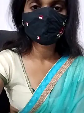 Snapshot of Triveni-Lovely chatting on 10-15-25, 03:49 Triveni-Lovely online show from 10-15-25, 03:49