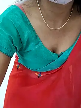 Snapshot of Triveni-Lovely chatting on 12-21-24, 08:07 Triveni-Lovely online show from 12-21-24, 08:07