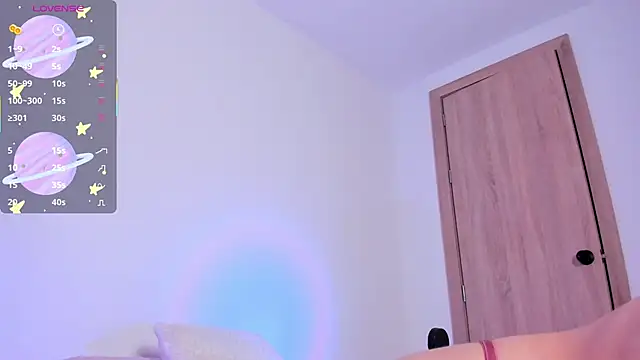 Lucyortiz  online show from 10-20-25, 09:37