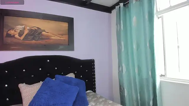 Snapshot of Alexandra_Torress chatting on 09-19-25, 04:11 Alexandra Torress online show from 09-19-25, 04:11
