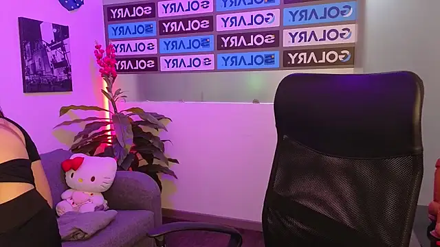 Amy hoy69 online show from 04-26-26, 02:20