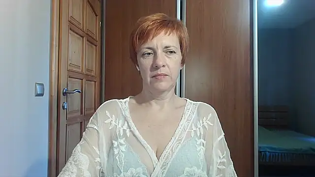 LoraLoraMay online show from 05-26-26, 11:52