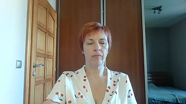 LoraLoraMay online show from 05-25-26, 12:37