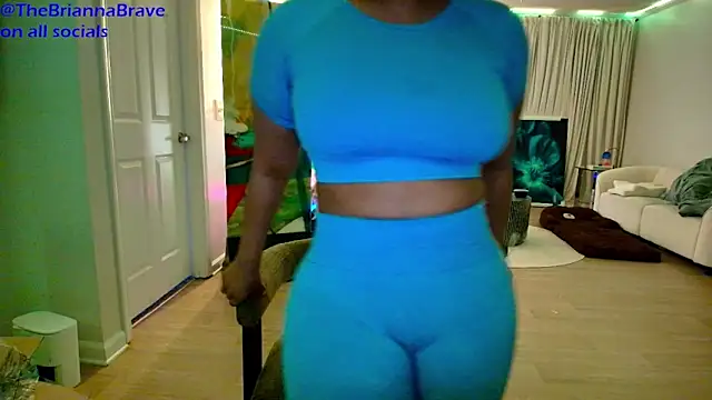 BriannaBrave online show from 05-08-26, 07:50