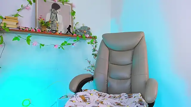 Chanelll Taylorr  online show from 02-20-26, 01:13