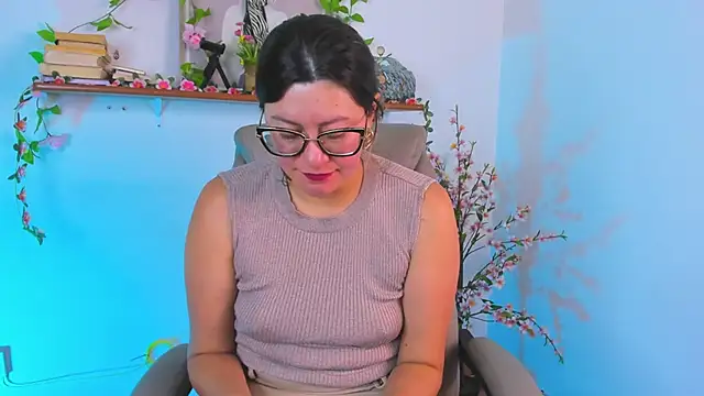 Chanelll Taylorr  online show from 02-26-26, 01:11