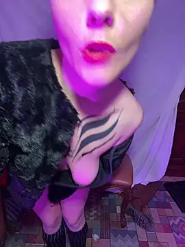 OniricFemme online show from 01-15-26, 04:49