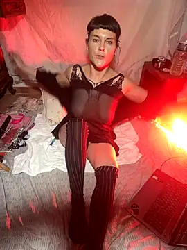 OniricFemme online show from 11-09-25, 06:17