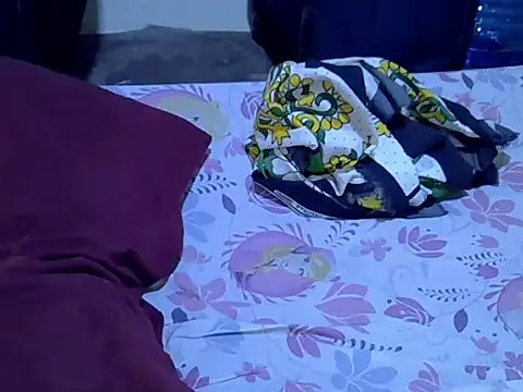 Adaline-Paris online show from 11-14-25, 04:54