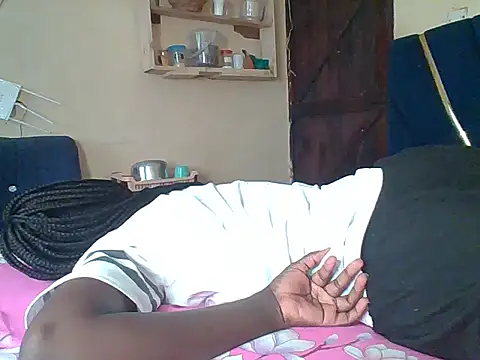 awino001 online show from 05-08-26, 06:06