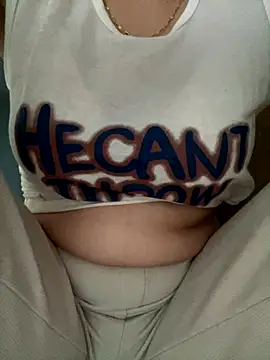 Milk Mom99 online show from 11-18-25, 06:39