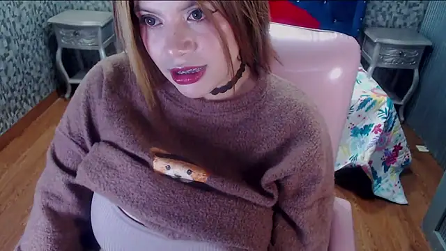CurvyJulieth online show from 06-01-26, 08:52