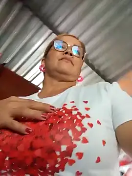 natally ross21 online show from 11-20-25, 02:40