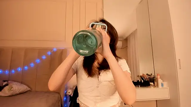 melissa yamazaki online show from 11-07-25, 05:12