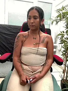 Snapshot of luna_asss chatting on 03-14-25, 07:34 luna asss online show from 03-14-25, 07:34