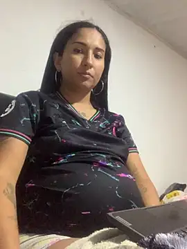 Snapshot of luna_asss chatting on 10-16-25, 05:10 luna asss online show from 10-16-25, 05:10