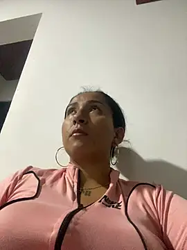 Snapshot of luna_asss chatting on 07-17-26, 02:53 luna asss online show from 07-17-26, 02:53