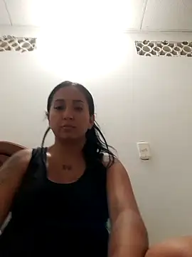 luna asss online show from 04-17-26, 12:02