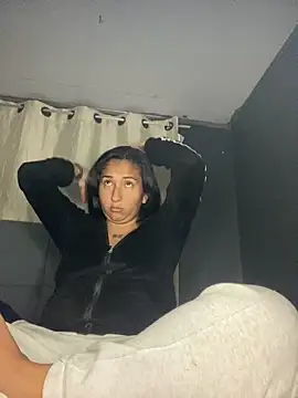 Snapshot of luna_asss chatting on 02-14-26, 12:22 luna asss online show from 02-14-26, 12:22