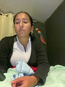 Snapshot of luna_asss chatting on 06-20-26, 03:00 luna asss online show from 06-20-26, 03:00
