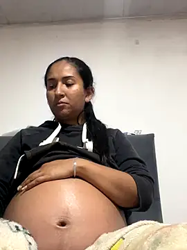 Snapshot of luna_asss chatting on 10-31-25, 05:31 luna asss online show from 10-31-25, 05:31