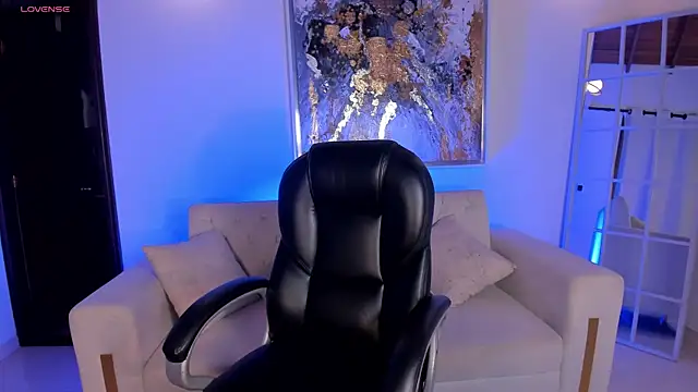 Snapshot of SamanthaKlein_ chatting on 02-08-25, 04:14 SamanthaKlein online show from 02-08-25, 04:14