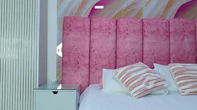 kendal rossi online show from 02-25-26, 11:54