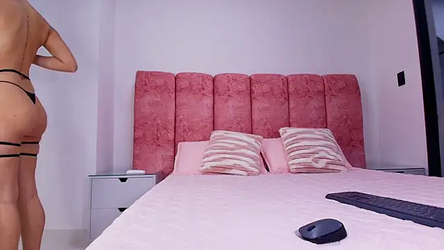 kendal rossi online show from 12-15-25, 12:00