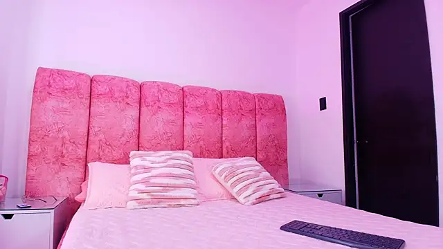 kendal rossi online show from 11-27-25, 12:05