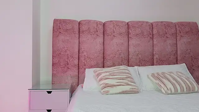 kendal rossi online show from 01-09-26, 12:01