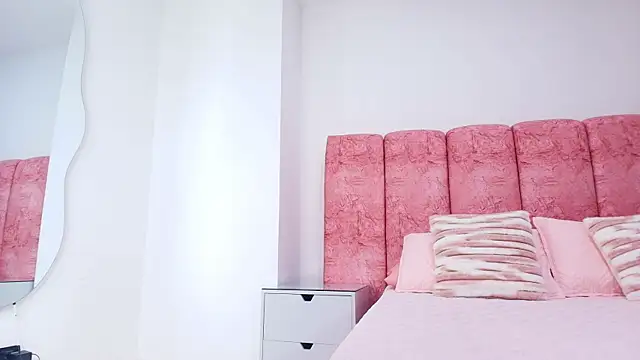 kendal rossi online show from 11-29-25, 12:05