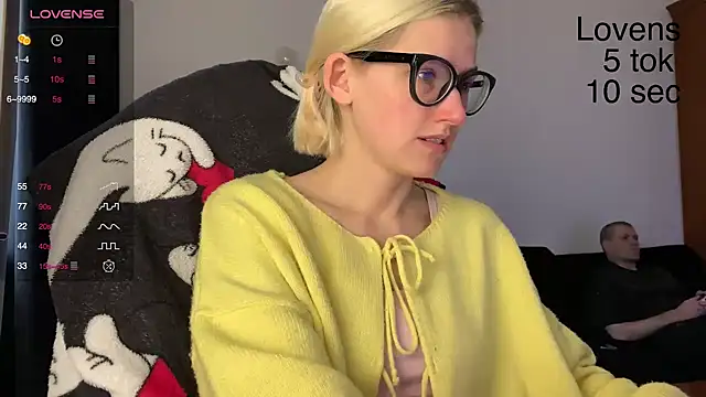 Sexy Sweets online show from 10-21-25, 12:04