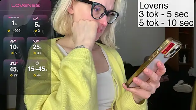 Sexy Sweets online show from 11-19-25, 05:46