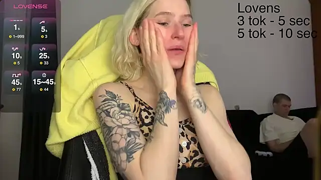 Sexy Sweets online show from 11-30-25, 03:13