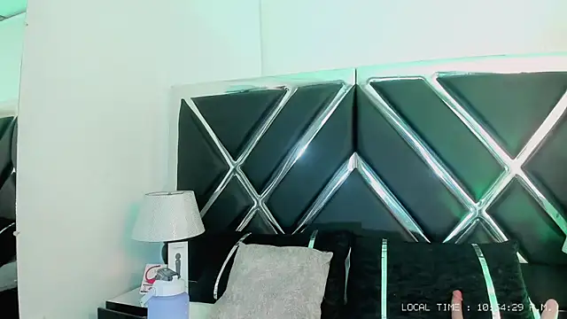 Naomi-Haruno online show from 03-20-25, 03:56