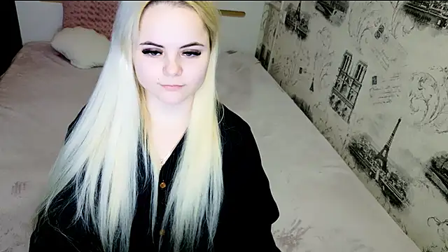 Snapshot of lovely-eyes chatting on 04-21-26, 07:20 lovely-eyes online show from 04-21-26, 07:20