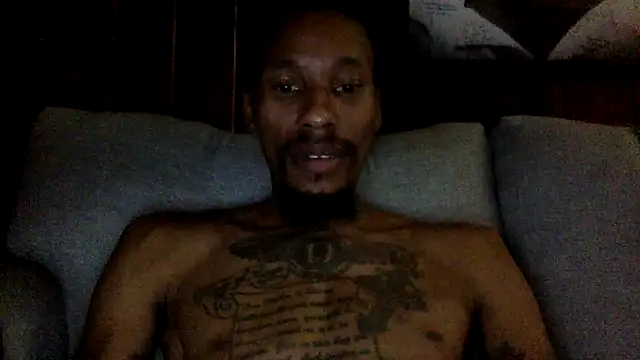 Snapshot of KingDerRico chatting on 09-16-25, 04:46 KingDerRico online show from 09-16-25, 04:46