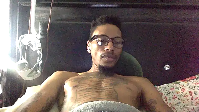 Snapshot of KingDerRico chatting on 09-12-25, 10:31 KingDerRico online show from 09-12-25, 10:31