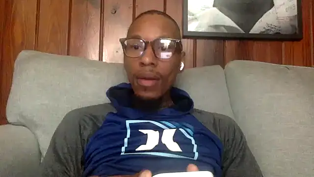 Snapshot of KingDerRico chatting on 10-13-25, 05:03 KingDerRico online show from 10-13-25, 05:03