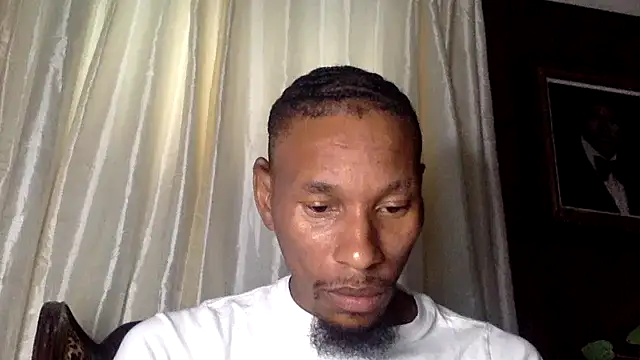 Snapshot of KingDerRico chatting on 10-15-25, 10:07 KingDerRico online show from 10-15-25, 10:07