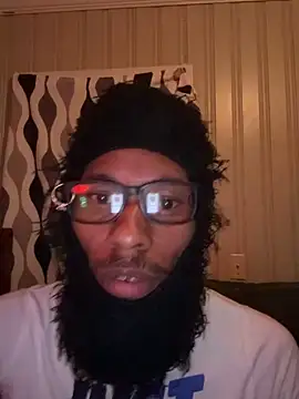 Snapshot of KingDerRico chatting on 05-12-26, 12:19 KingDerRico online show from 05-12-26, 12:19