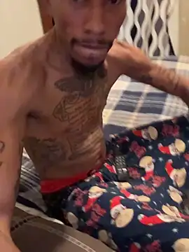 Snapshot of KingDerRico chatting on 03-16-26, 05:37 KingDerRico online show from 03-16-26, 05:37