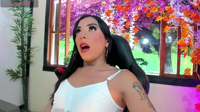 Susan DiSantys online show from 02-23-25, 01:35