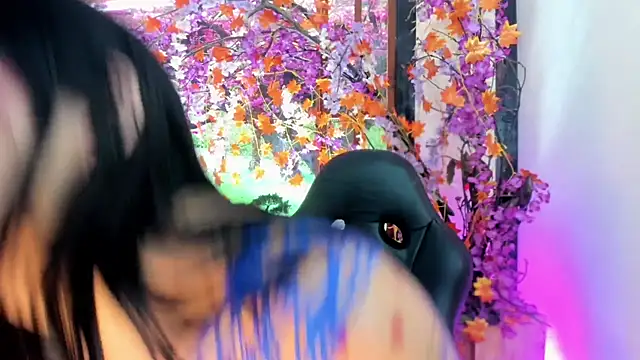 Susan DiSantys online show from 03-21-25, 02:40