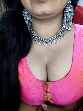 Snapshot of Gulaboo_bhabi chatting on 02-06-26, 05:09 Gulaboo bhabi online show from 02-06-26, 05:09