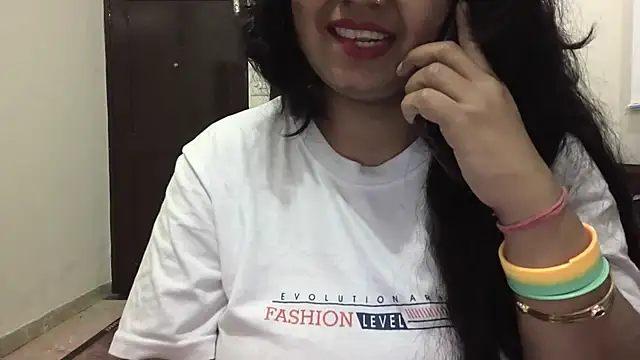 Snapshot of Gulaboo_bhabi chatting on 03-14-25, 02:30 Gulaboo bhabi online show from 03-14-25, 02:30