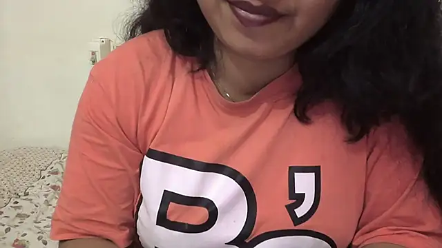 Snapshot of Gulaboo_bhabi chatting on 03-20-25, 09:04 Gulaboo bhabi online show from 03-20-25, 09:04