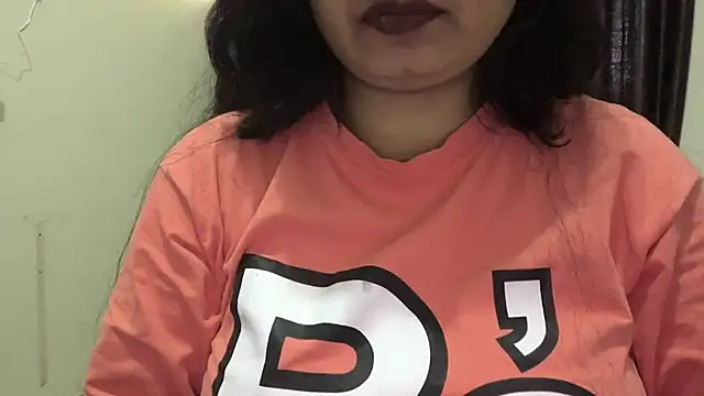 Snapshot of Gulaboo_bhabi chatting on 03-07-25, 11:18 Gulaboo bhabi online show from 03-07-25, 11:18